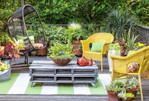 Creative Ways to Use Garden Containers for a Stunning Outdoor Look