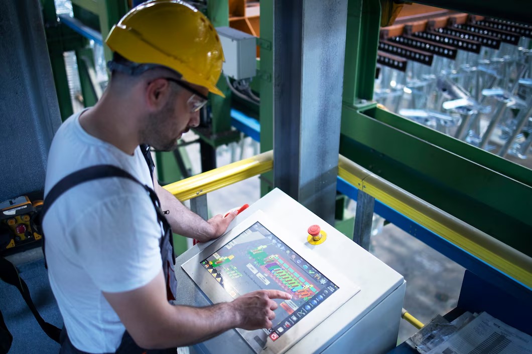 Software for Streamlined Manufacturing