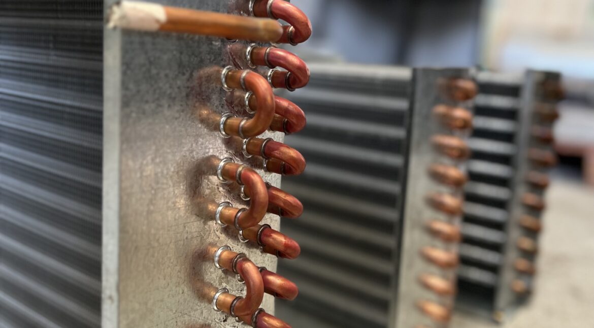 Chiller Ac Coil Care in Dubai: Best Practices for Condenser and Evaporator Coil Maintenance