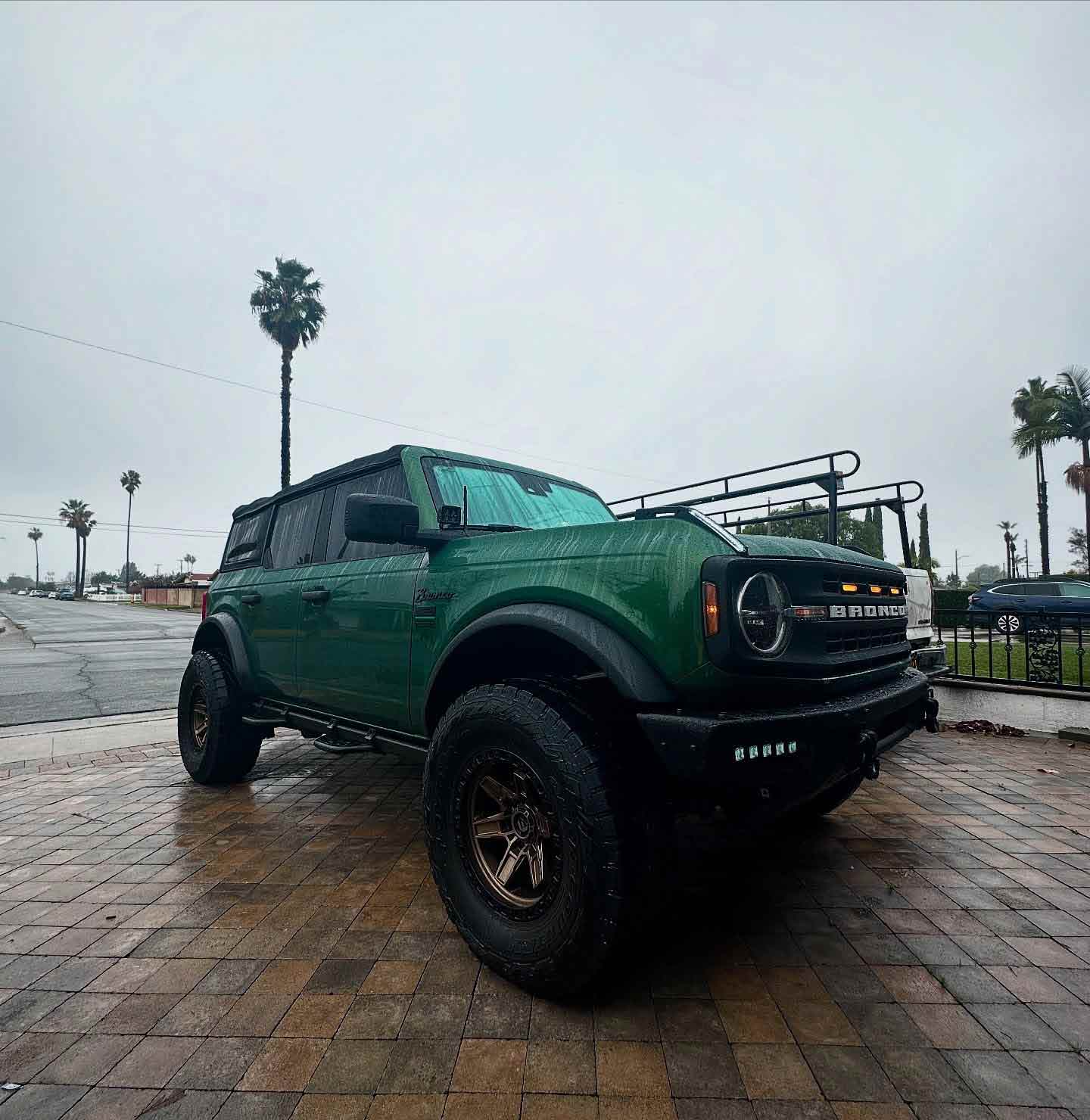 How to Choose the Right Side Steps for Your Wrangler
