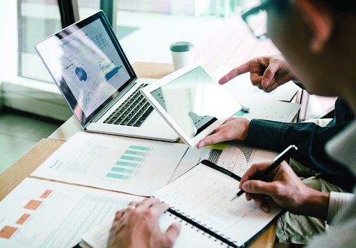 Mixed Methods Data Analysis: Combining Qualitative and Quantitative Approaches