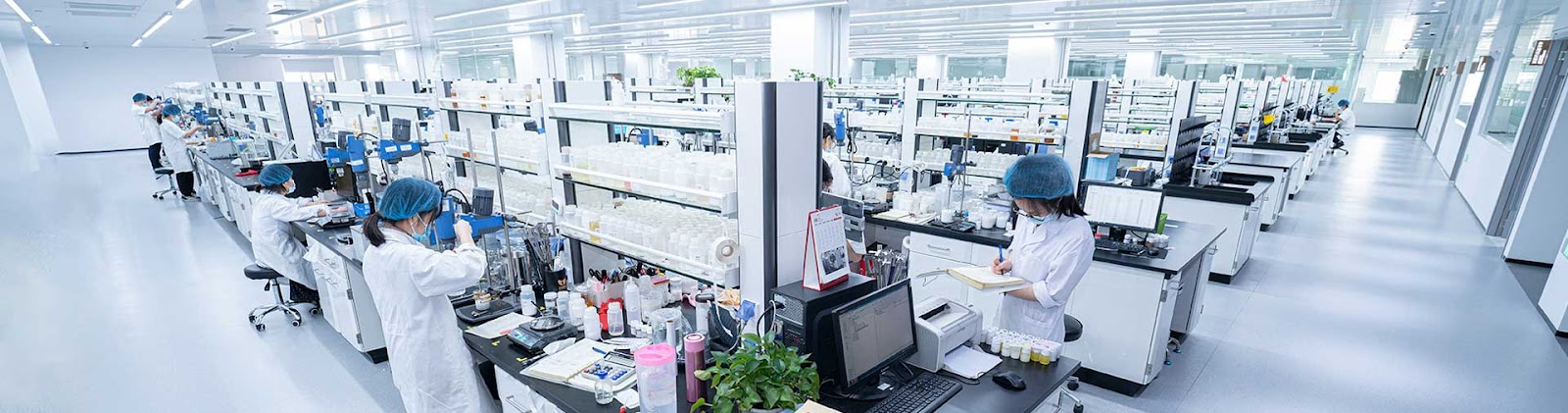 Why Entrepreneurs Prefer Private Label Cosmetics Manufacturers