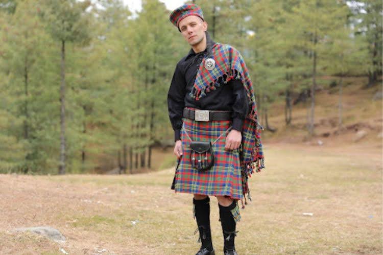 Shop Cozy Tartan Scarves For A Chic Layered Look